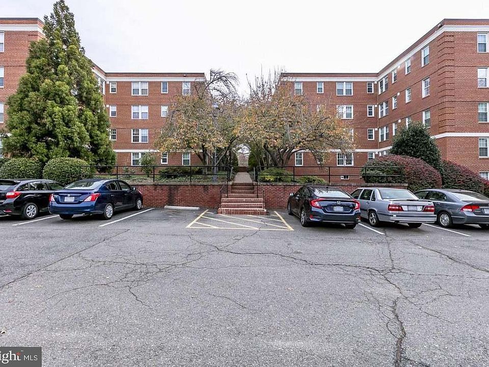 1st image of 24 S Old Glebe Rd APT 101