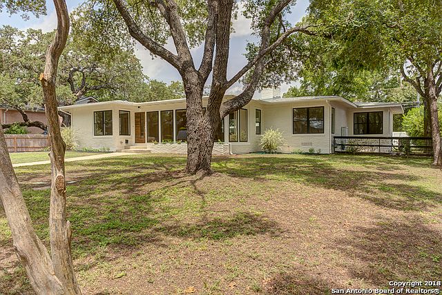1st image of 123 Oakleaf Dr