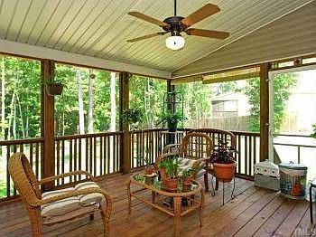3rd image of 277 Helena Ln