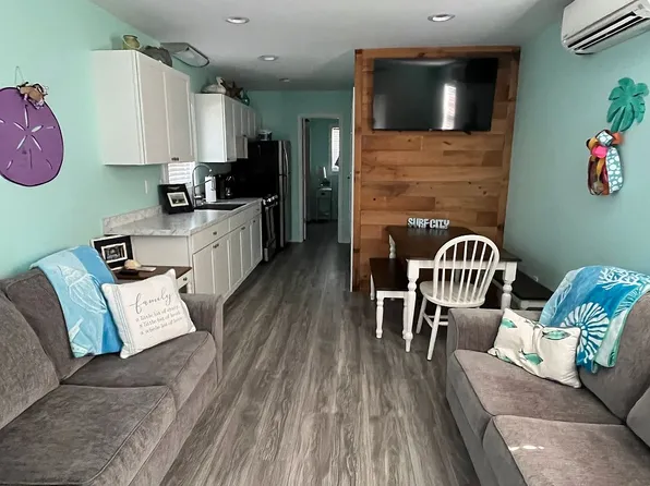 1161 Spot Ln, Holly Ridge, NC 28445