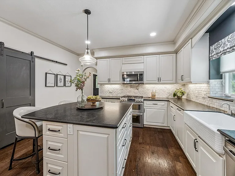27 Cedarwing Ln — Photo 14