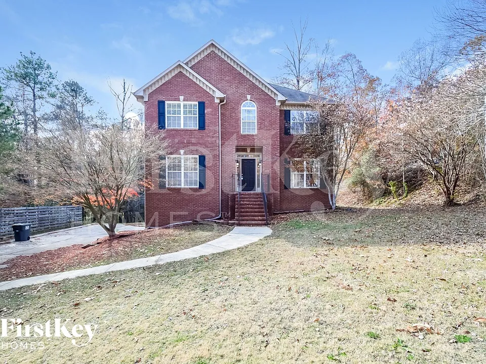101 Orchard Ln