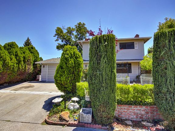 3rd image of 4844 Vogelsang Dr