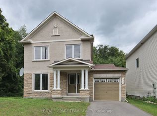 593 Clearbrook Dr, Ottawa, ON K2J 5S2