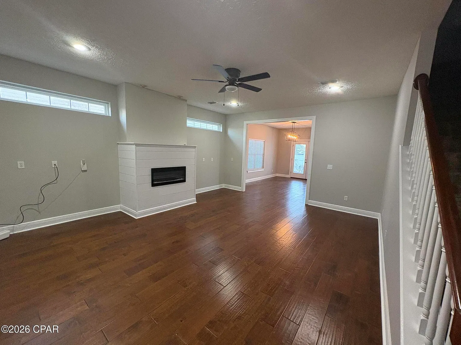 3 bed, 2.5 bath, 2016 sqft, $2,575 — Photo 2