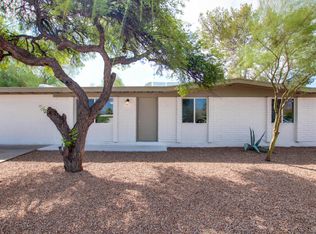 8644 E Stearn Lake Dr, Tucson, AZ 85730