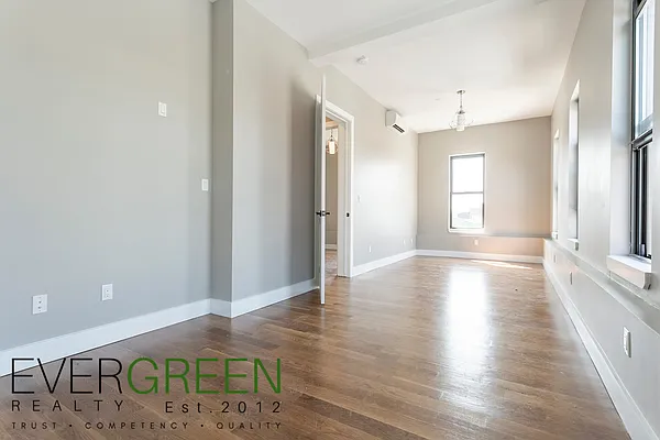 Rented by ERNY LLC | media 14