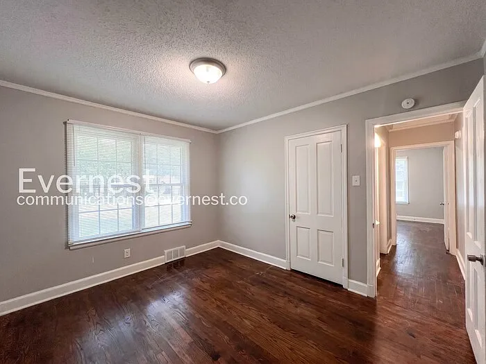 905 Parkhaven Ln — Photo 12