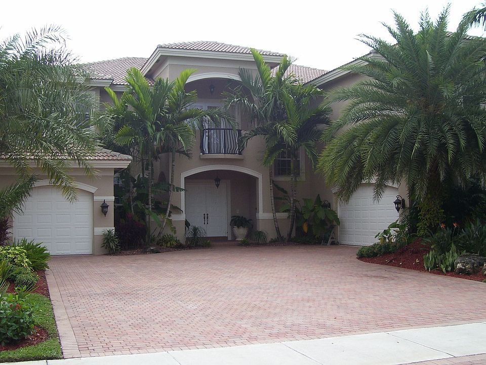 1st image of 10422 Lone Star Pl