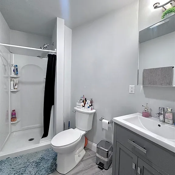 371 Main St #4 — Photo 10