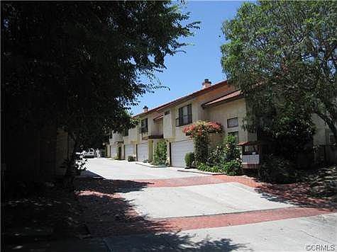 1st image of 427 Everett Ave APT C