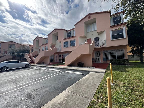 4th image of 1368 NW 24th Ave #1368