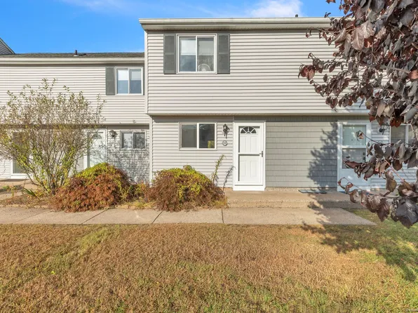 16 Seymour Road #21E, East Granby, CT 06026