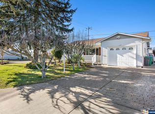 1407 Quinn Rd, Woodburn, OR 97071