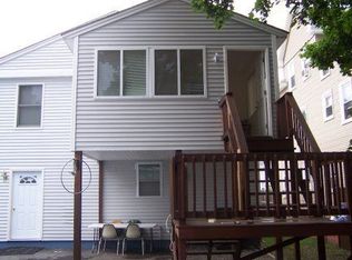 99 Robinson Ave, Pawtucket, RI 02861