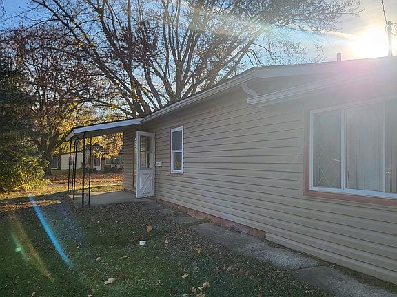 4th image of 1101 Kennison Ave