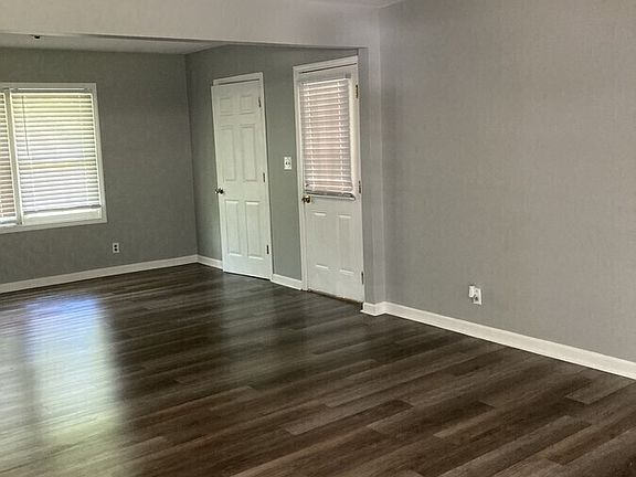 2nd image of 5022 Virginia Cir