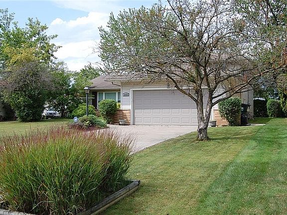 3rd image of 5970 Lehman Dr