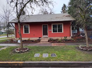 355 D St, Springfield, OR 97477