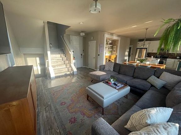 4th image of 3573 S Solaris Way