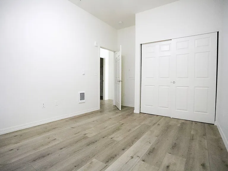 6005 SE 51st Ave — Photo 22
