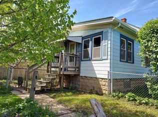 1216 Jones Ave, Racine, WI 53402