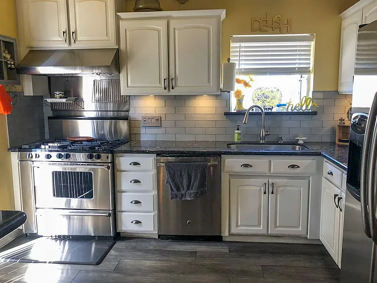9342 Colfair St — Photo 5