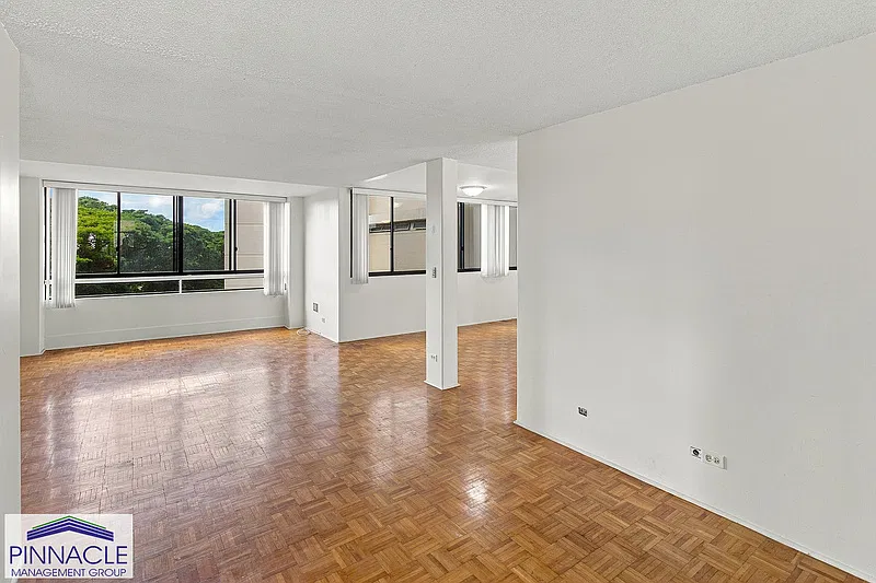 2 bed, 2.0 bath, 1342 sqft, $2,600 — Photo 2