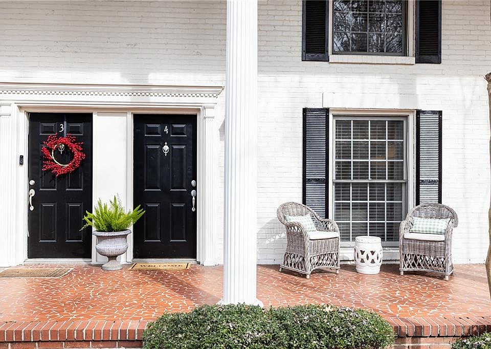 1st image of 1101 Collier Rd NW APT A4