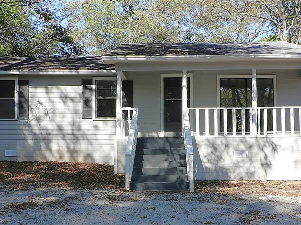 708 Ellington St, Atlanta, TX 75551