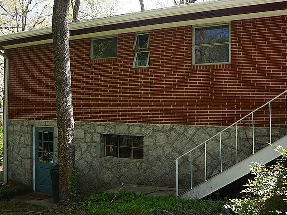 Rear w Basement Entrance