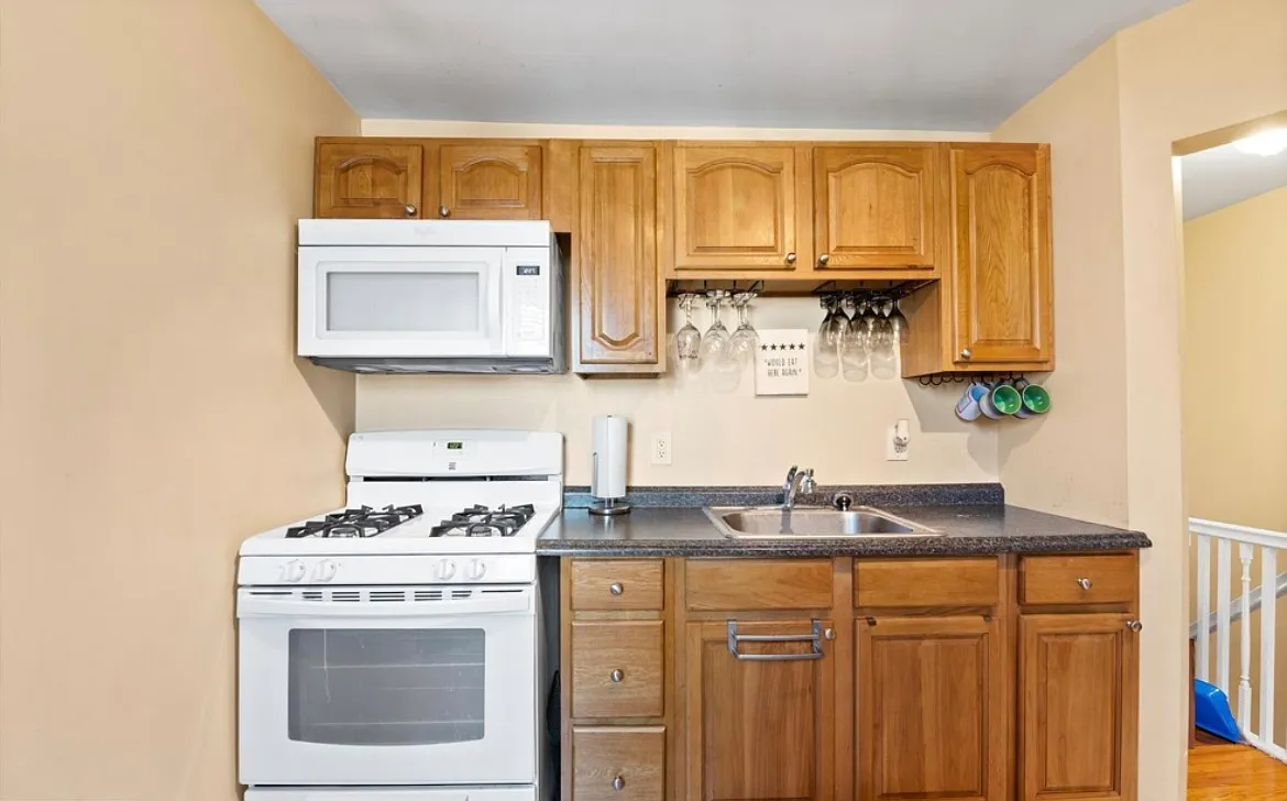 1 bed, $1,285 — Photo 4