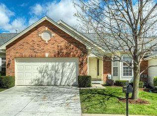 1305 Kensington Way Dr, Ballwin, MO 63011