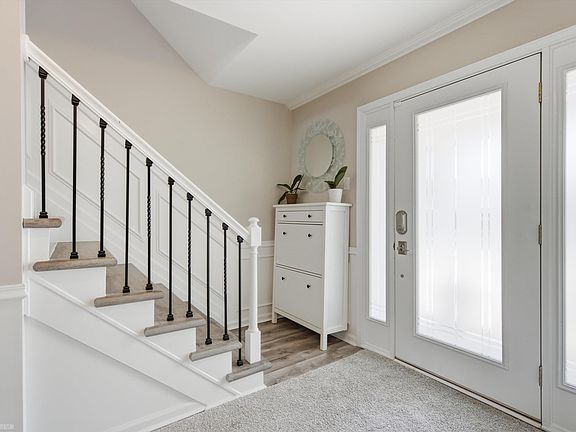 3rd image of 46936 Shiloh Way