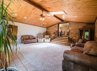 2156 Dunn Bottom Rd, Diana, TX 75640