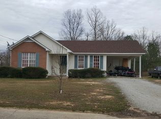64 Roselawn Dr, Lexington, TN 38351
