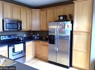 15618 Echo Ridge Rd, Apple Valley, MN 55124