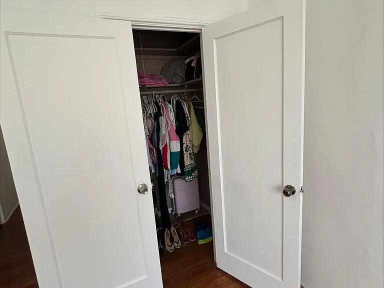825 Jefferson Ave #4 — Photo 16