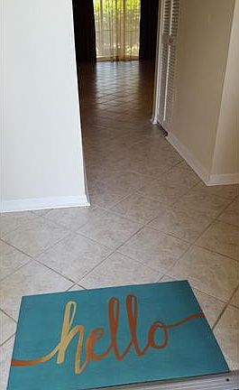 2nd image of 10011 Maddox Ln APT 103