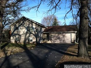 2 Woodhill Rd, Saint Cloud, MN 56301