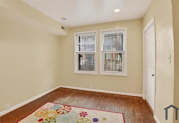 4th image of 1707 H St NE APT 3