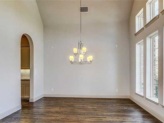 3rd image of 3412 Belterra Dr