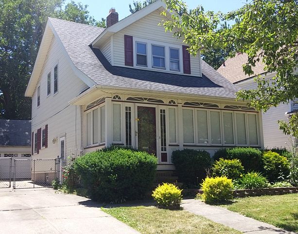 1st image of 2711 Roanoke Ave