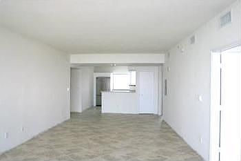 3rd image of 601 NE 36th St APT 3410