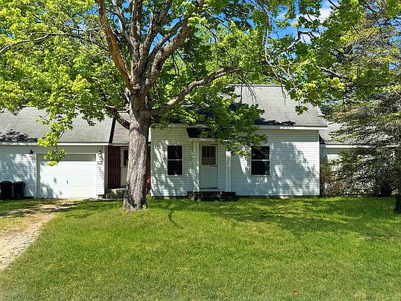 3rd image of 613 Waldo St