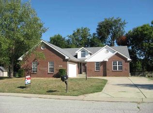 5462 Lacy Ct, Greenwood, IN 46142