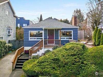 2429 W Boston Street, Seattle, WA, 98199