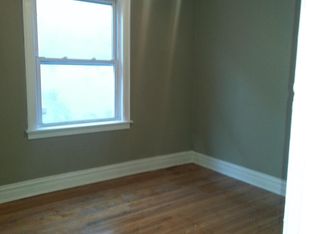 3739 W Eastwood Ave, Chicago, IL 60625