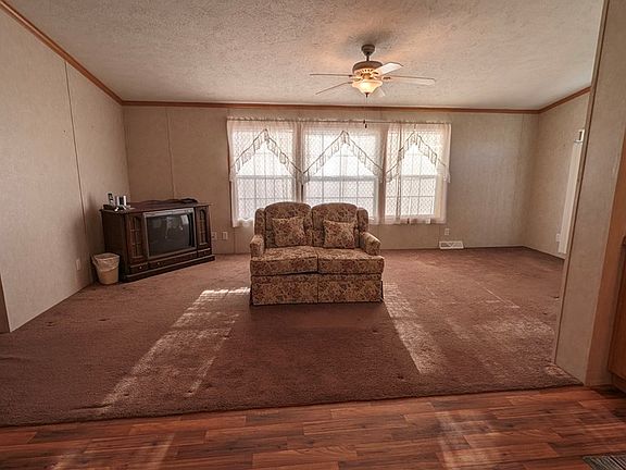 2nd image of 31 Skyline Dr