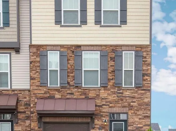 101 Germanna Way #19, Stafford, VA 22554